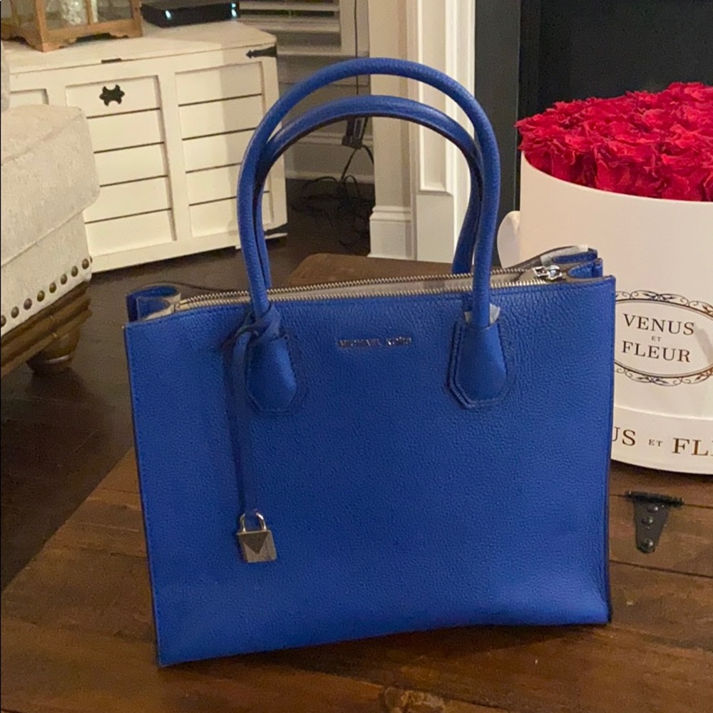 Michael Kors leather bag in Cobalt Blue